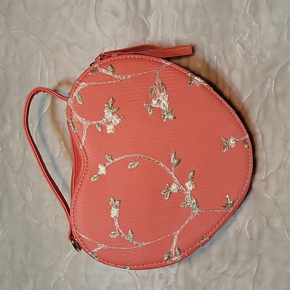 Salmon Floral Pattern Faux Leather Heart Shape Embroidery Crossbody Bag